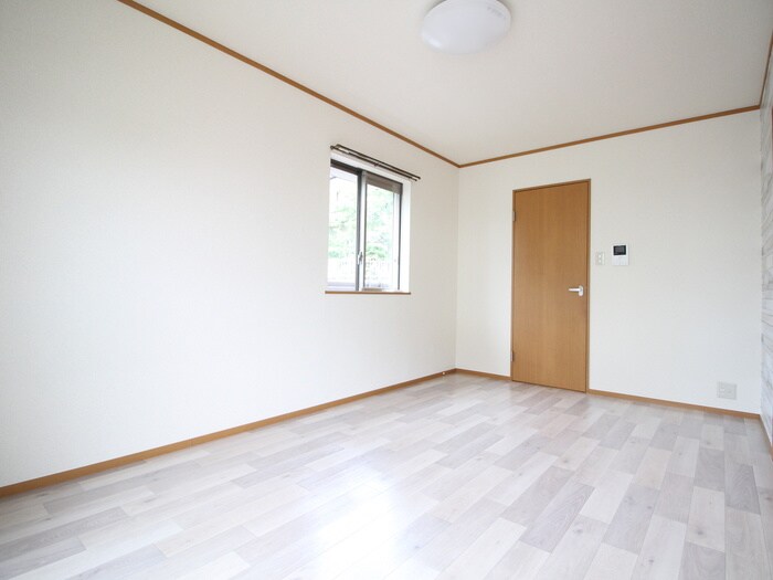 物件内観写真21　(居室)