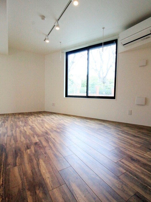 物件内観写真11　(居室)