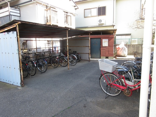 駐輪場