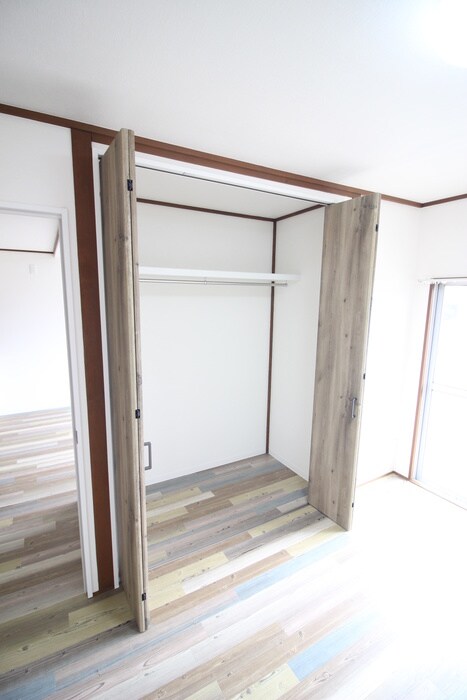 物件内観写真11　(収納)