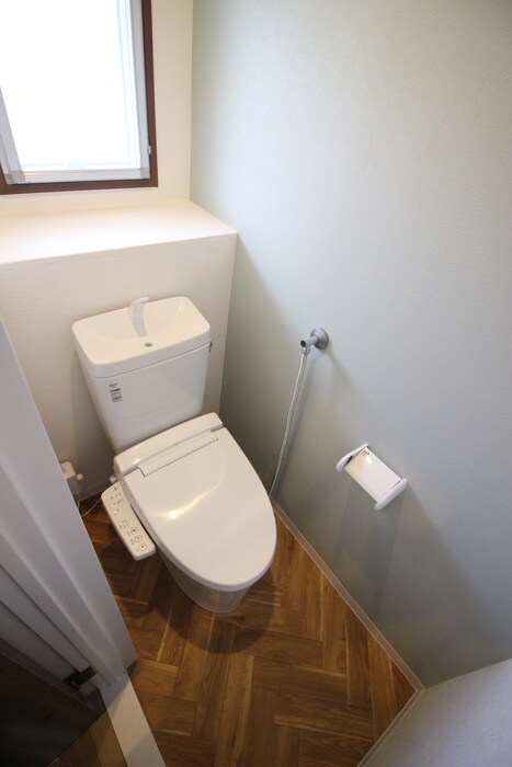 物件内観写真16　(トイレ)