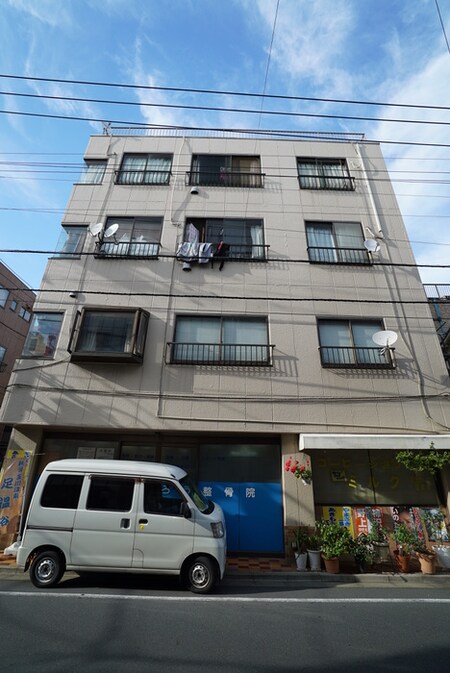 山越ビル外観写真
