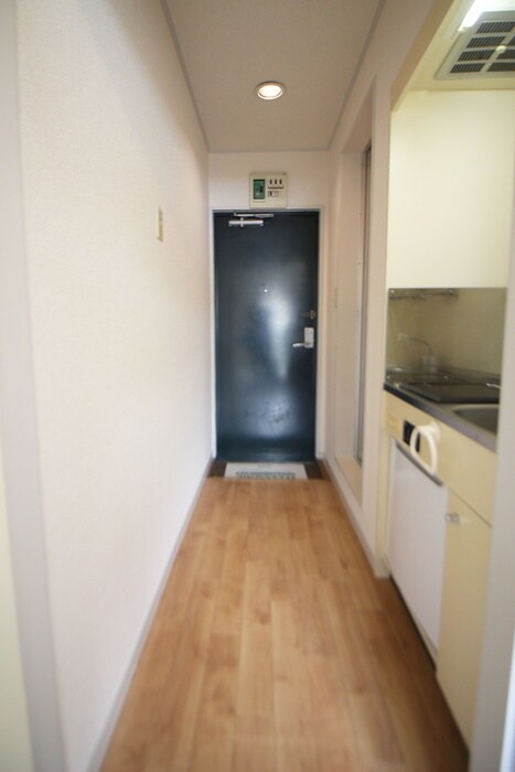 物件内観写真17　(玄関)