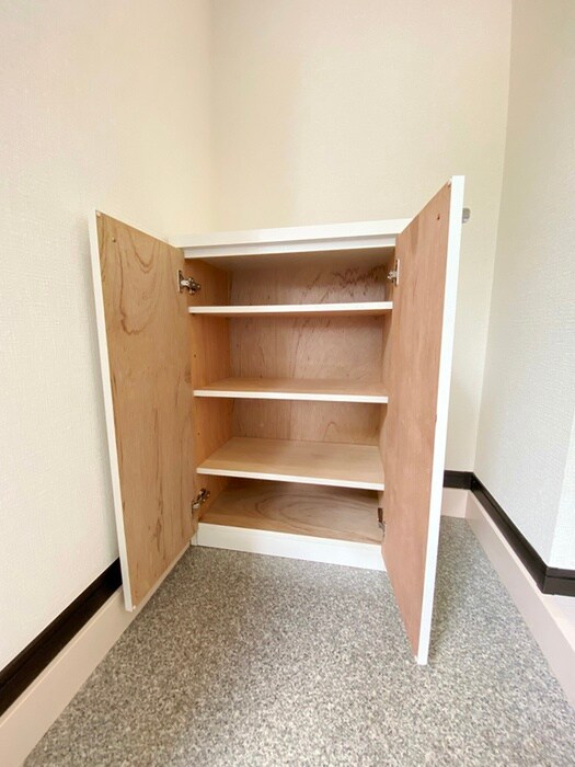 物件内観写真12　(靴箱)