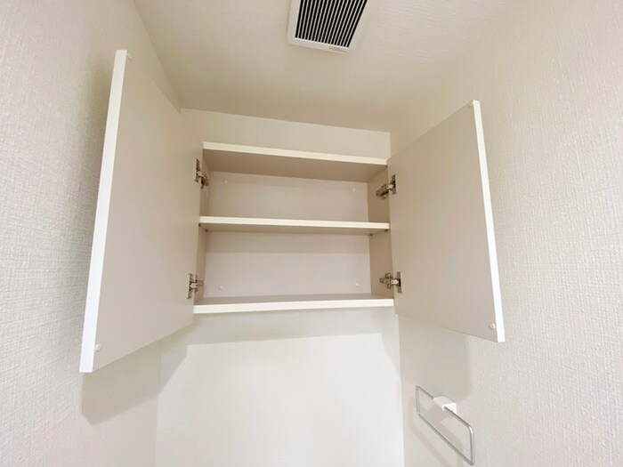 物件内観写真21　(収納)