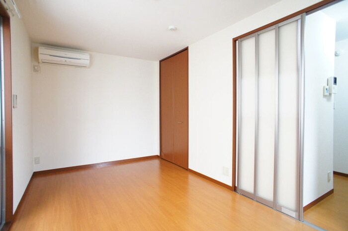 物件内観写真6　(居室)