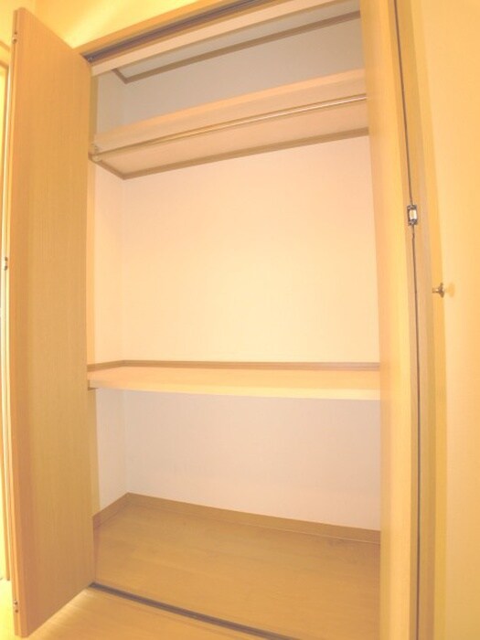 物件内観写真12　(収納)