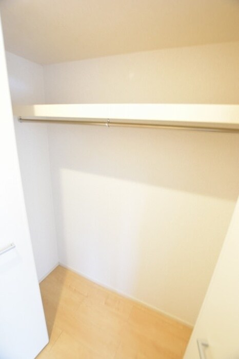 物件内観写真13　(収納)
