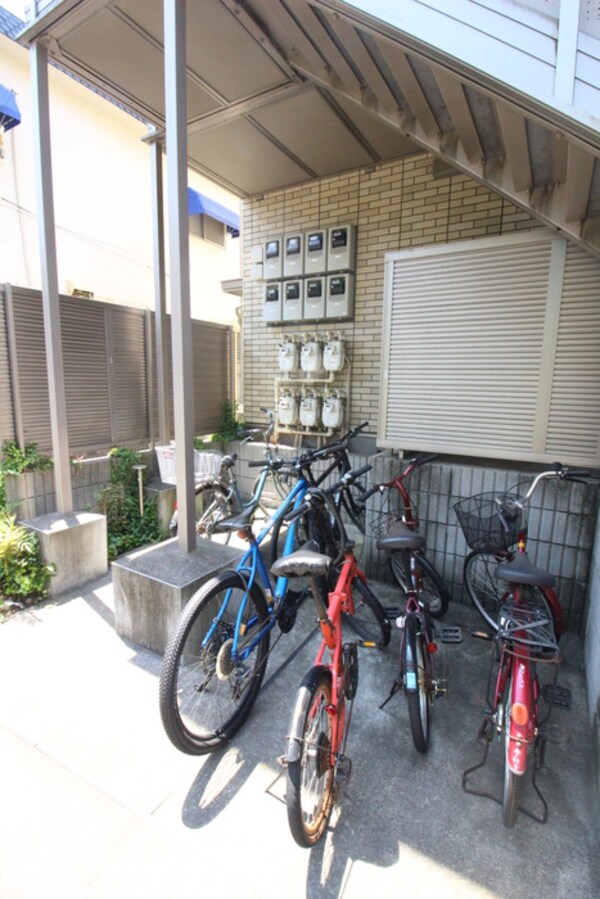 駐輪場