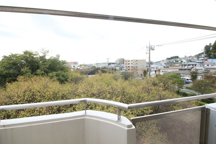 物件内観写真22　(室内からの展望)