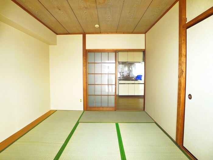 物件内観写真9　(居室)