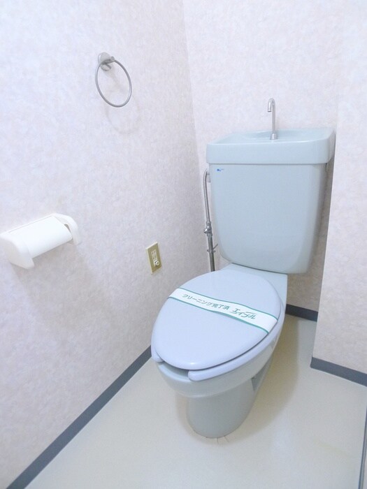 物件内観写真15　(トイレ)