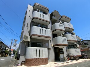 コスモパレ湘南外観写真