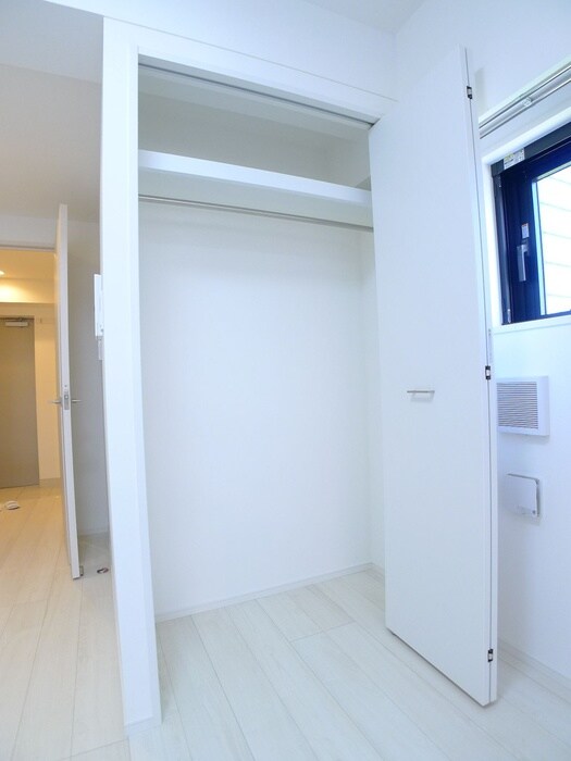 物件内観写真15　(収納)