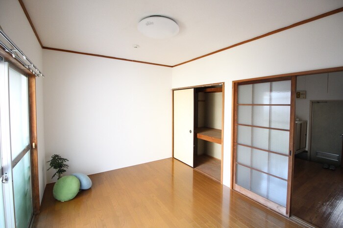 物件内観写真9　(居室)