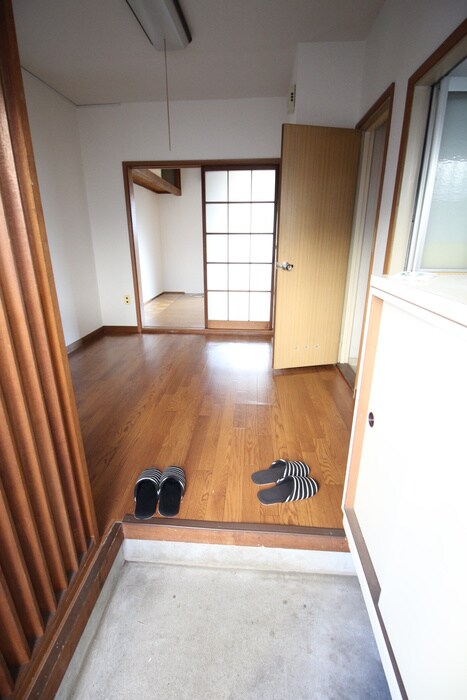 物件内観写真21　(玄関)