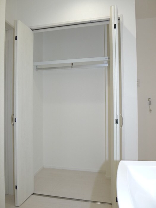 物件内観写真14　(収納)