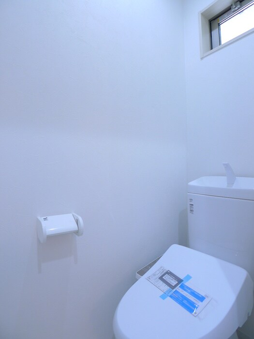 物件内観写真15　(トイレ)