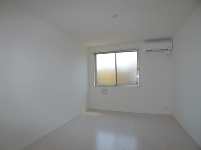 物件内観写真16　(居室)