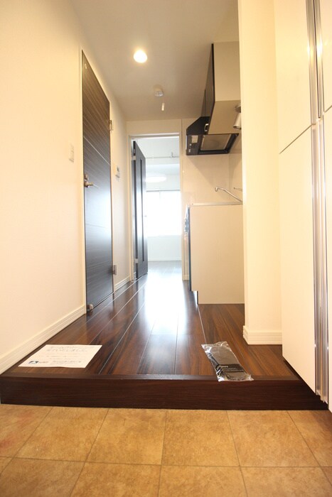 物件内観写真17　(玄関)
