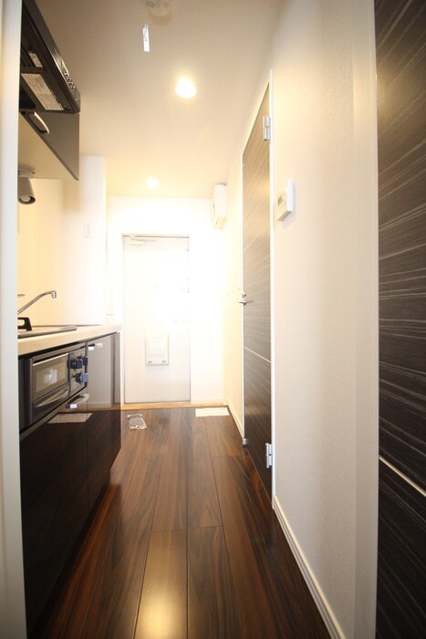 物件内観写真21　(廊下)