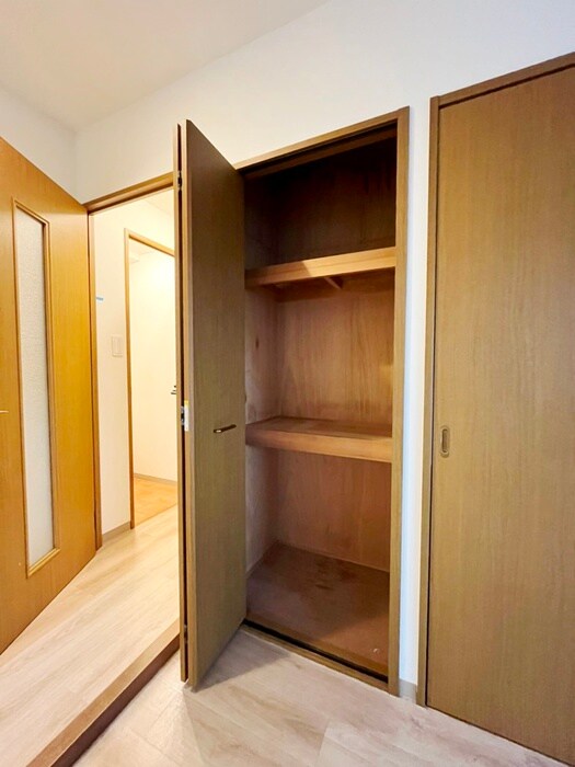 物件内観写真21　(収納)