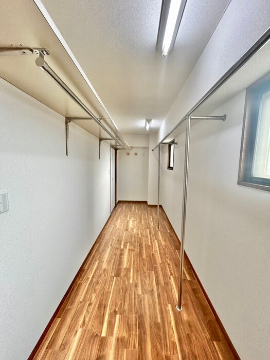 物件内観写真15　(収納)