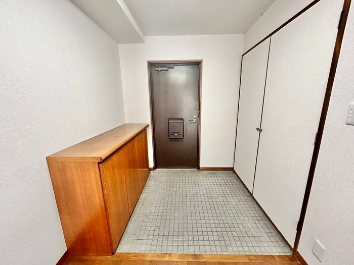 物件内観写真17　(靴箱)