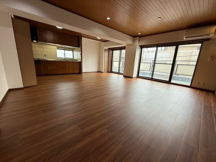 物件内観写真22　(居室)