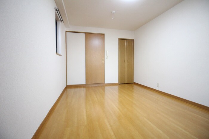 物件内観写真18　(居室)