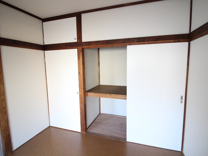 物件内観写真10　(収納)