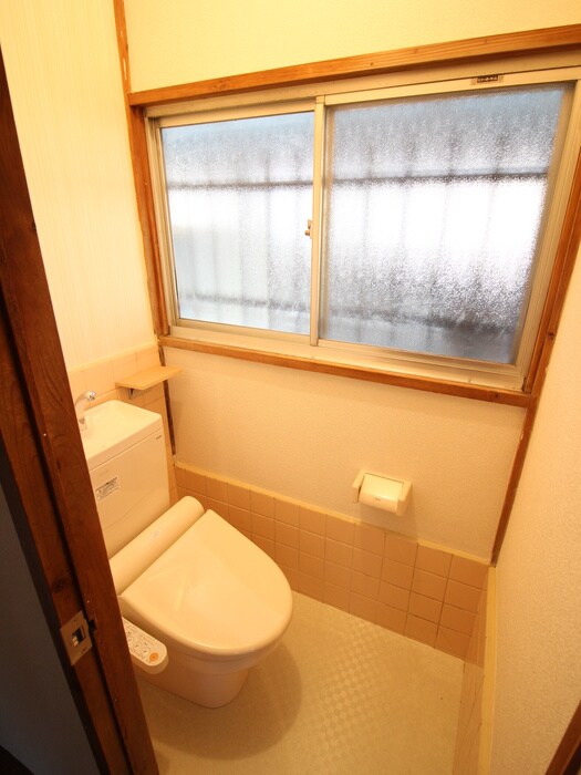 物件内観写真13　(トイレ)