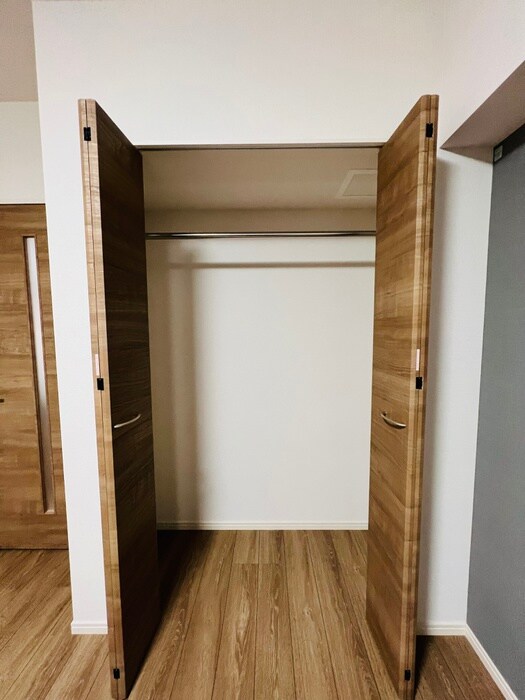 物件内観写真12　(収納)