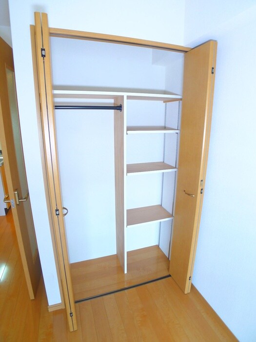 物件内観写真7　(収納)