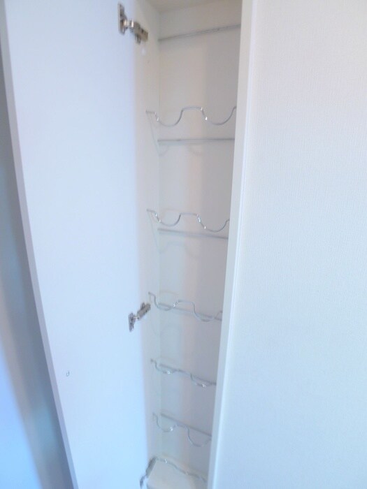 物件内観写真9　(靴箱)