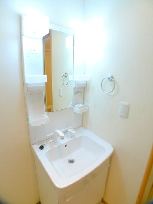 物件内観写真9　(洗面)