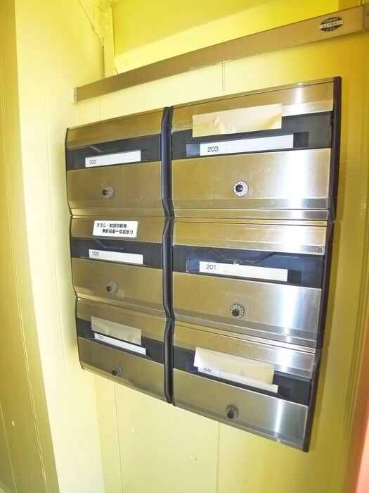 物件外観写真4　(建物設備)