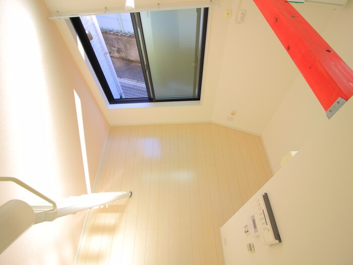 物件内観写真11　(居室)