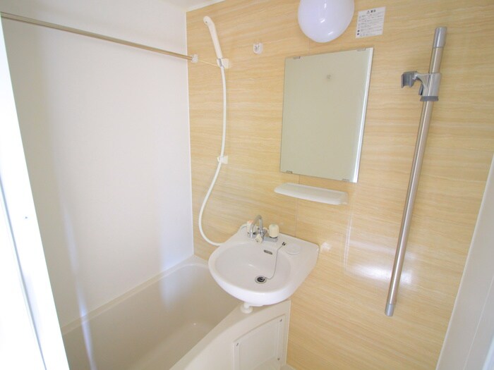 物件内観写真15　(バス／シャワールーム等)