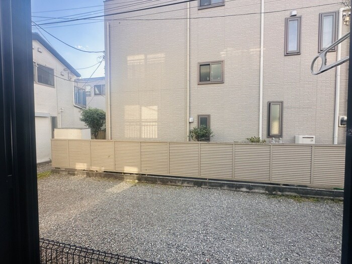 物件内観写真22　(室内からの展望)