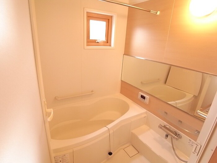 物件内観写真9　(バス／シャワールーム等)