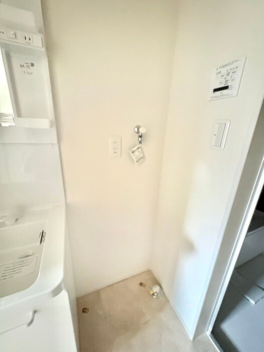 物件内観写真19　(洗濯機置場)