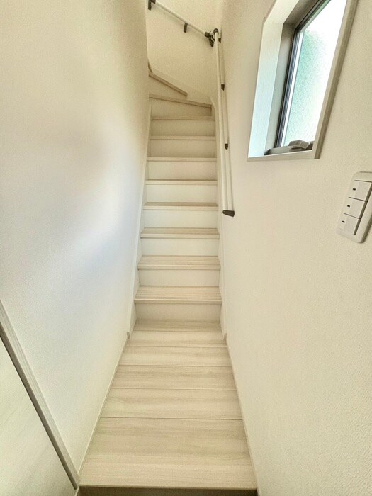 物件内観写真20　(廊下)