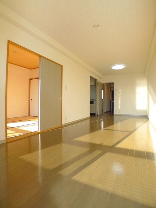 物件内観写真10　(居室)