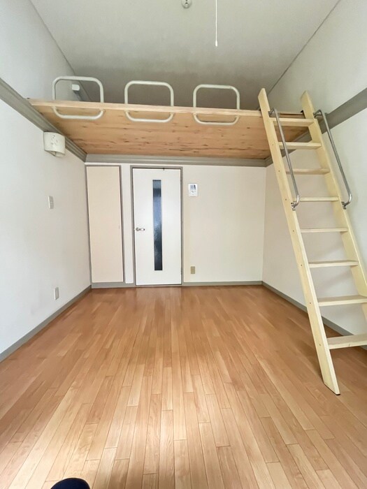 物件内観写真6　(居室)