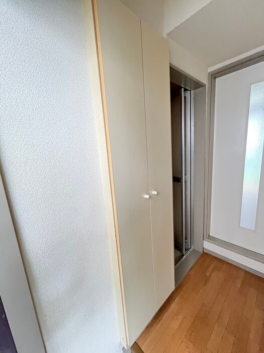 物件内観写真18　(靴箱)