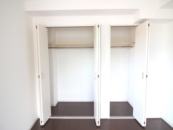 物件内観写真12　(収納)