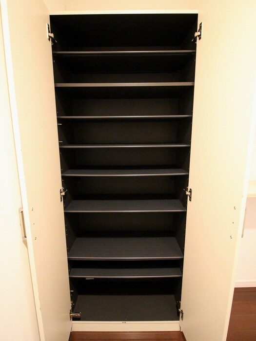 物件内観写真13　(靴箱)