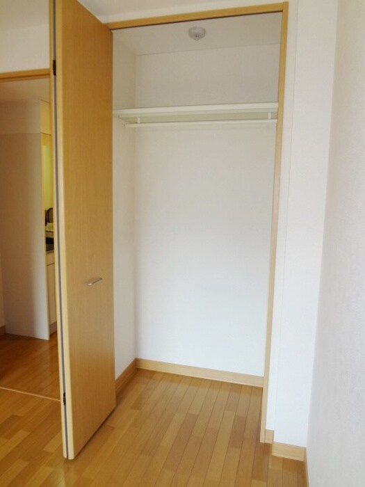 物件内観写真9　(収納)