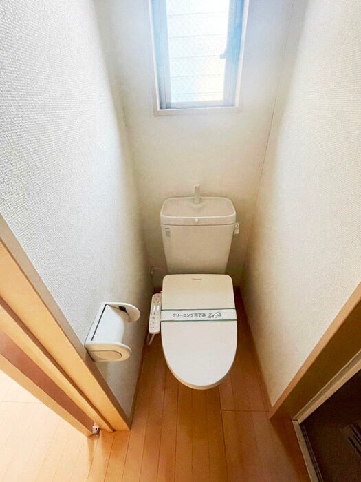 物件内観写真13　(トイレ)